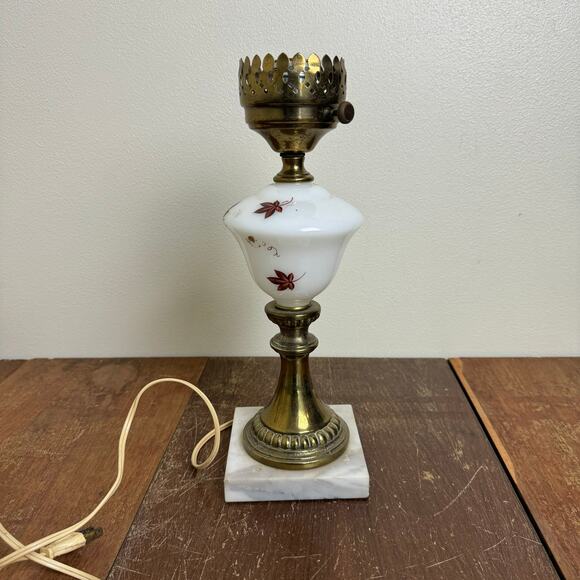 Vintage Fall leaf Milk Glass Brass marble base accent table lamp - Picture 9 of 15